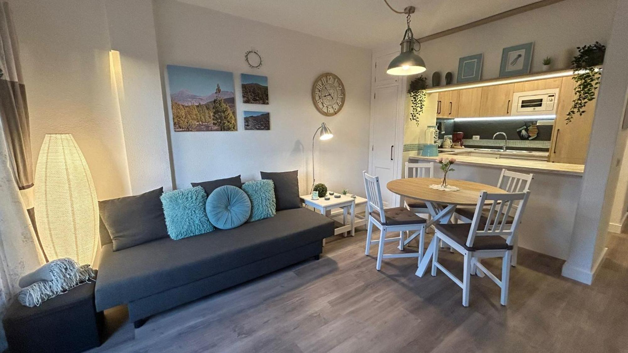 Huebsche Ferienwohnung Mit 2 Schlafzimmern, Pool Und Wlan, Strandnaehe Callao Salvaje Buitenkant foto