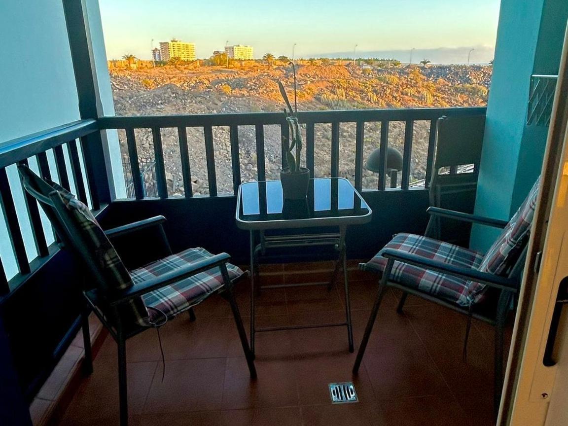 Huebsche Ferienwohnung Mit 2 Schlafzimmern, Pool Und Wlan, Strandnaehe Callao Salvaje Buitenkant foto