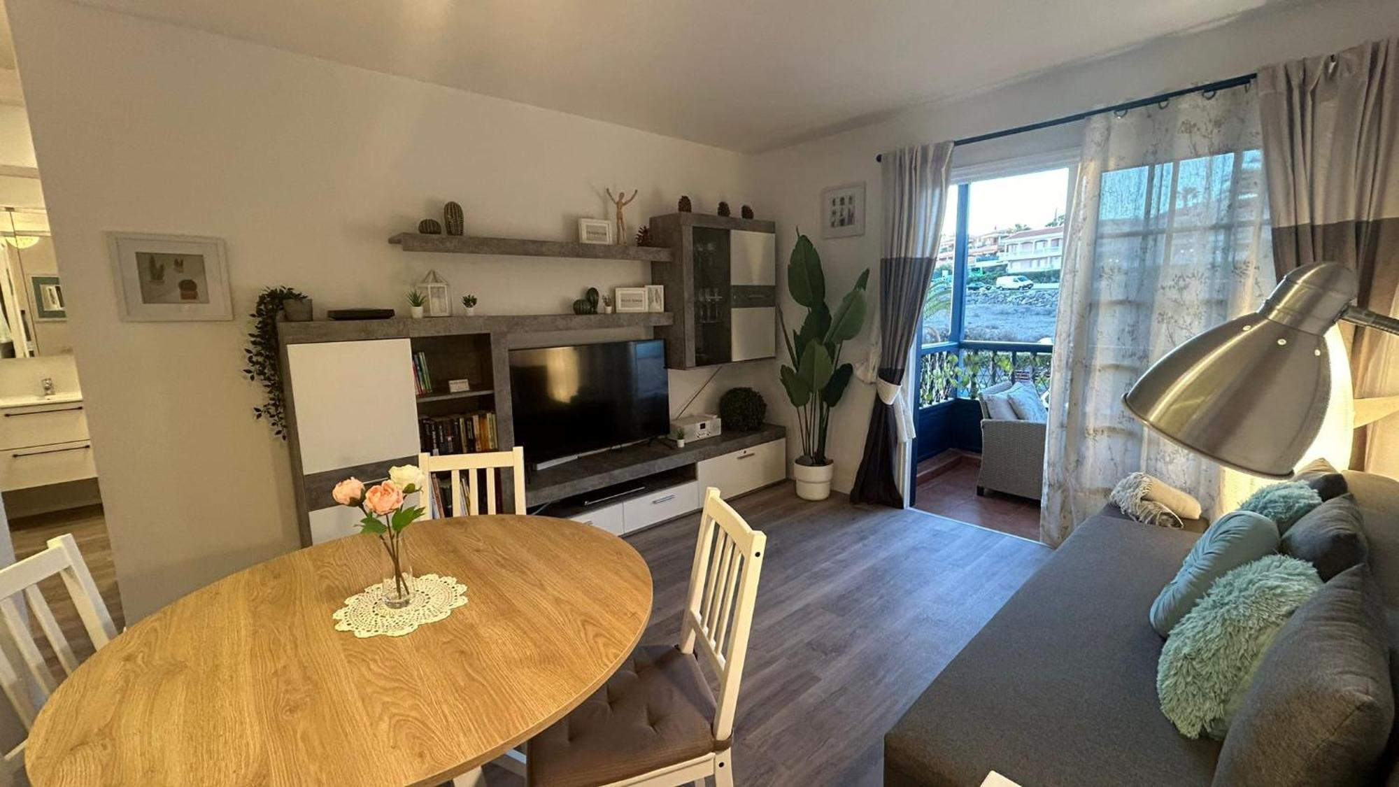 Huebsche Ferienwohnung Mit 2 Schlafzimmern, Pool Und Wlan, Strandnaehe Callao Salvaje Buitenkant foto